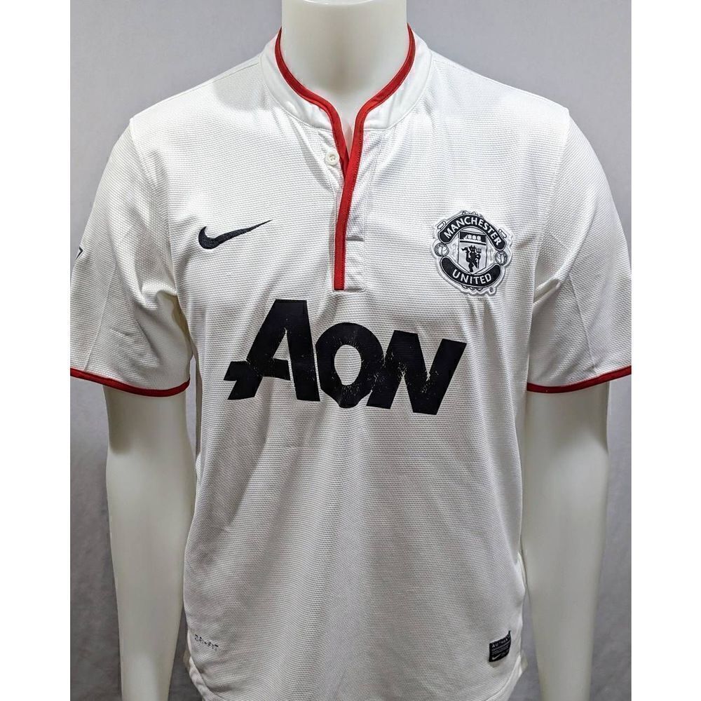 ‎White Manchester United Jersey 2012